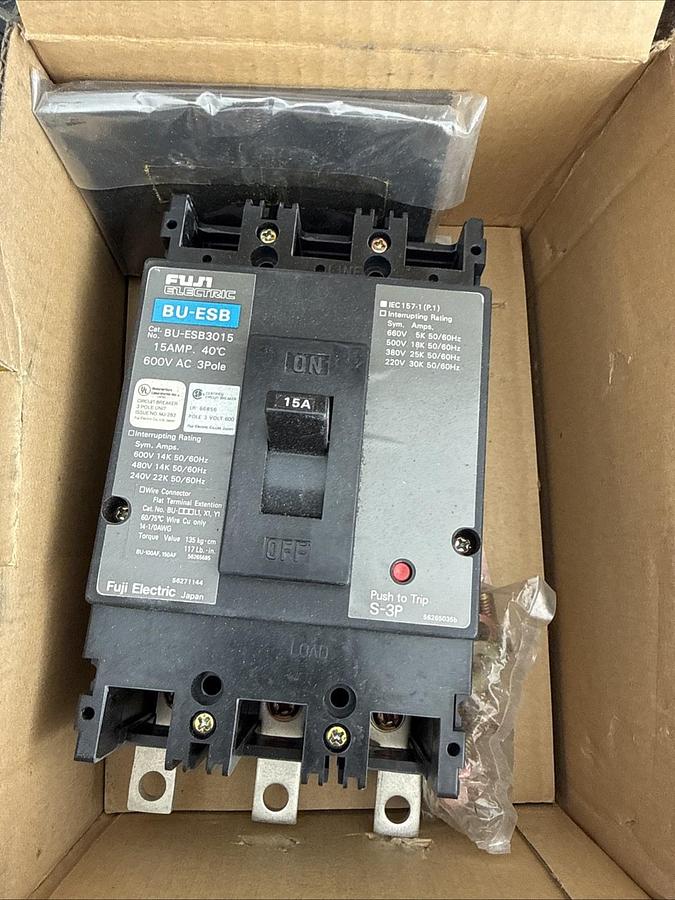 FUJI ELECTRIC BU-ESB  BU-ESB3015 Molded Case Circuit Breaker 3p 15a Amp 600v NEW