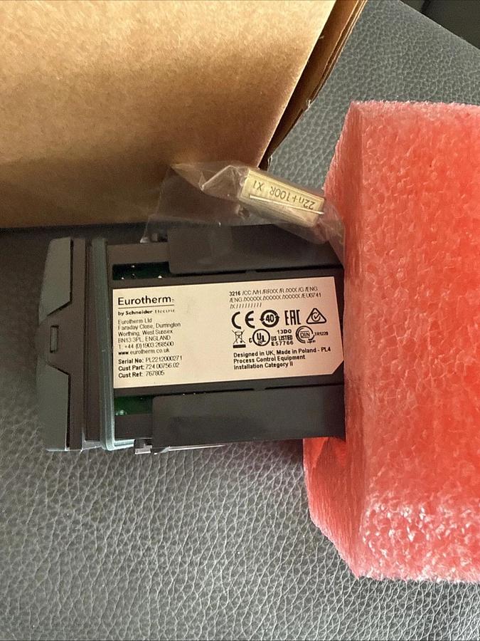 Eurotherm 3216 Temperature/Process Controller 3216 NEW