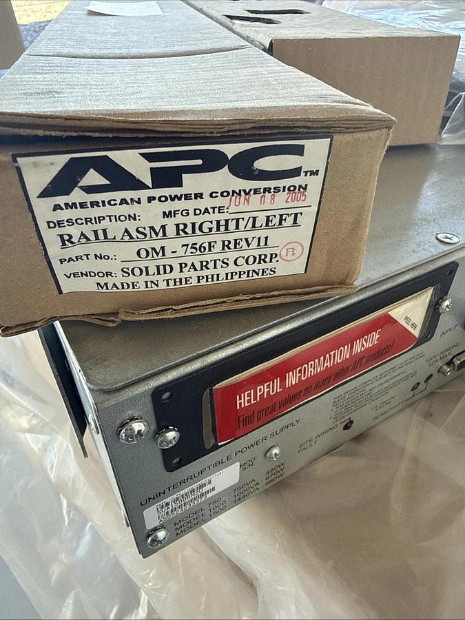 APC SUA1500RM2U UPS Faceplate And Rack All New In Box
