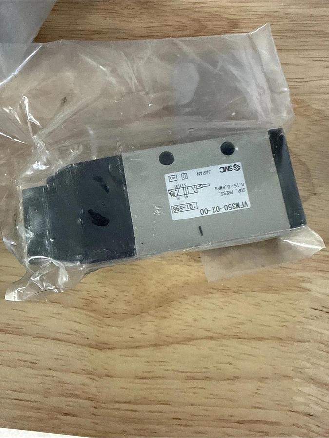 SMC VFM350-02-00 Mechanical Valve NEW