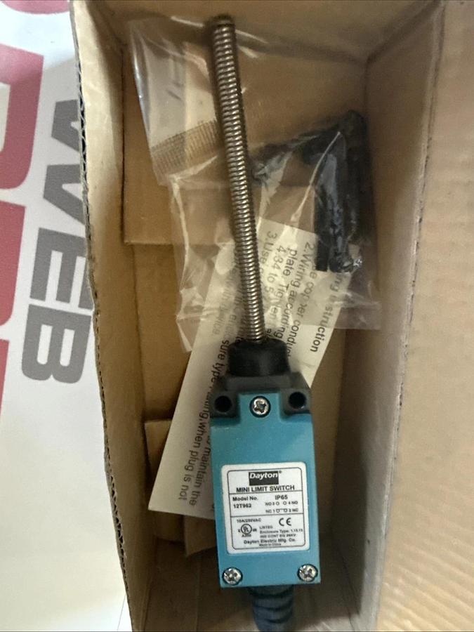 DAYTON 12T962 Limit Switch, Coil Spring, SPDT 12T962 NEW