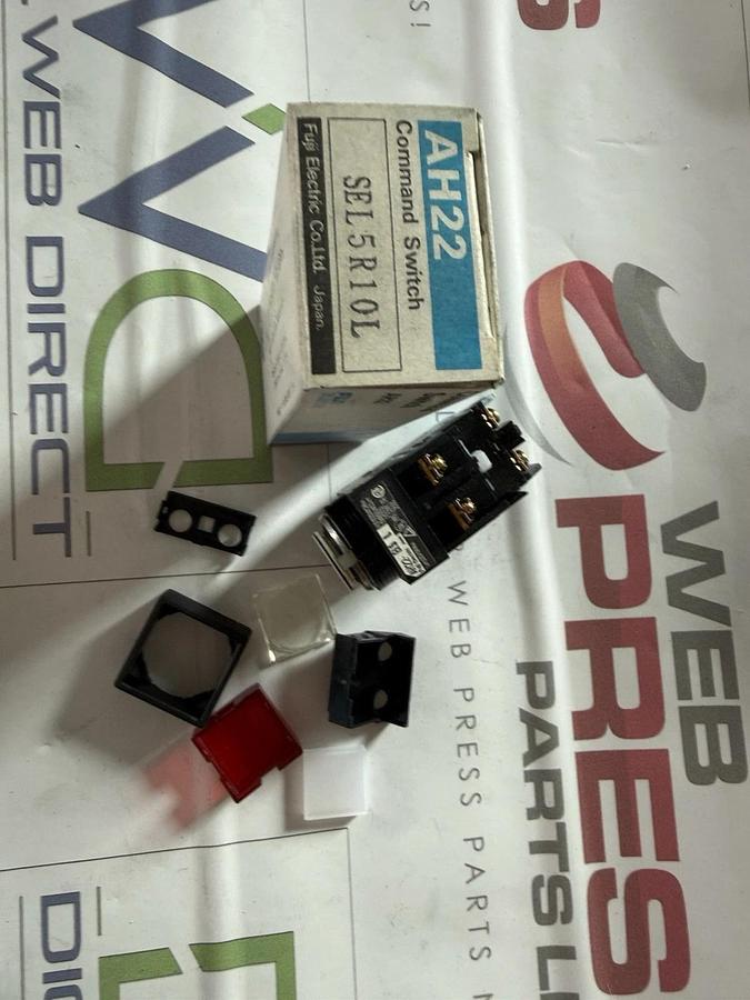 Fuji electric AH22 command switch ah22-SL5R10L NEW