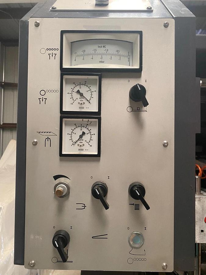Refurbished 2005 refurbished 22.750" cutoff 38" wide Vits Rotocut S Servo Sheeter