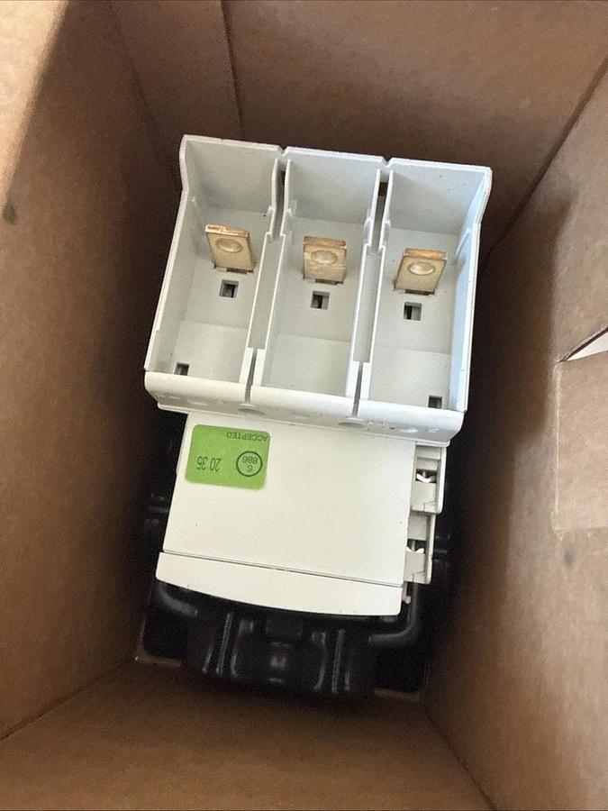 Allen-Bradley 100-E116KD11L 116A    100-250V AC/DC 3 Main Poles NEW 889508534961