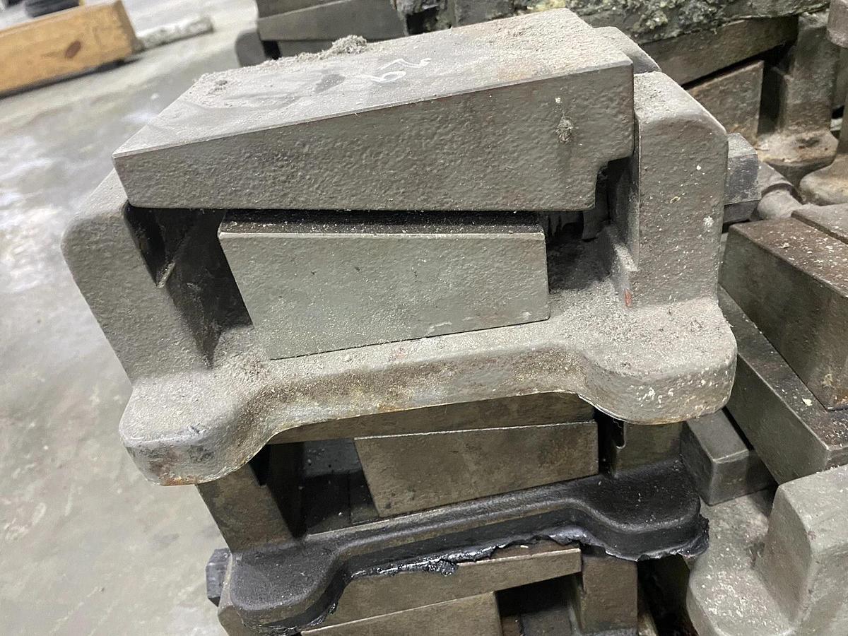 Used 4 Heavy Duty MACHINE WEDGE BASE LEVELING  BLOCKS. BASE 6 1/4” X  4 1/8”.