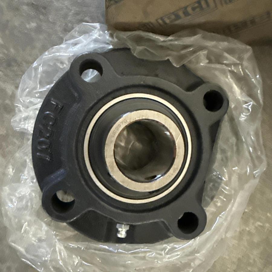 2x 35 mm 4-Bolt Piloted Flange Cast Iron UCFC207 Mounted Bearing NEW