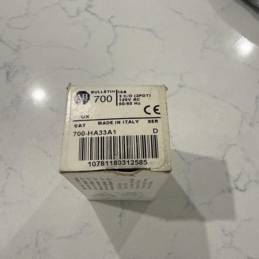 AB 700-HA33A1-3-4 Allen Bradley 700-HA General Purpose Tube Base Relay NEW
