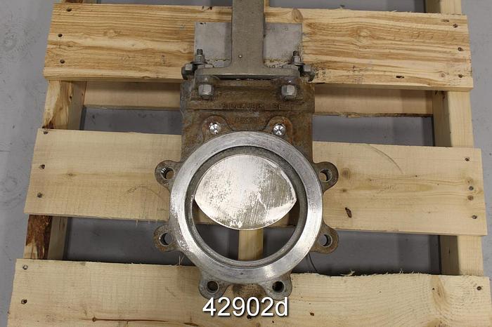 Used Dezurik 6" Hand Operated Knife Gate Valve #42902