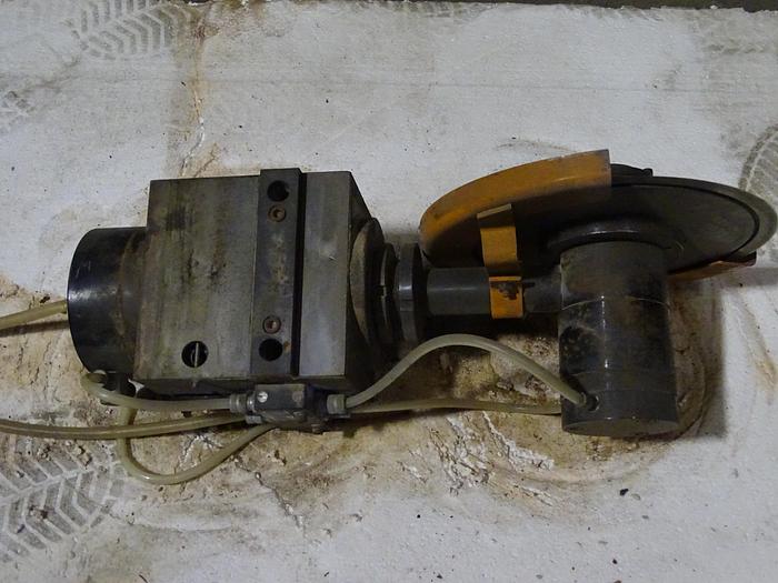 Used MANUAL SLITTING AIR KNIVES WITH HOLDERS (4 AVAILABLE)