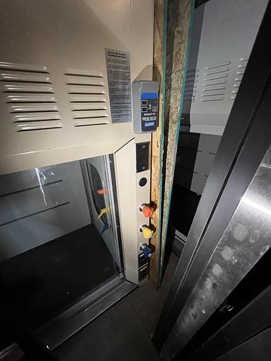 Used Hanson 4' Fume Hood