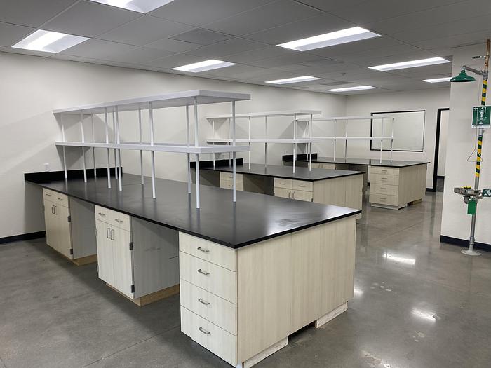 Used Custom Island Bench (Fixed Casework)