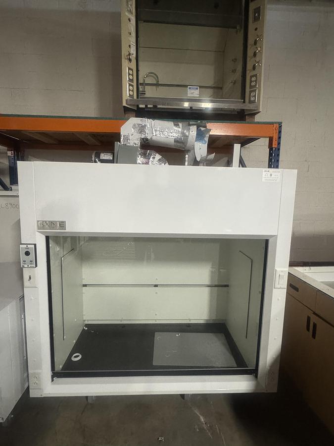 Used 2024 Genie Scientific 4' Fume Hood