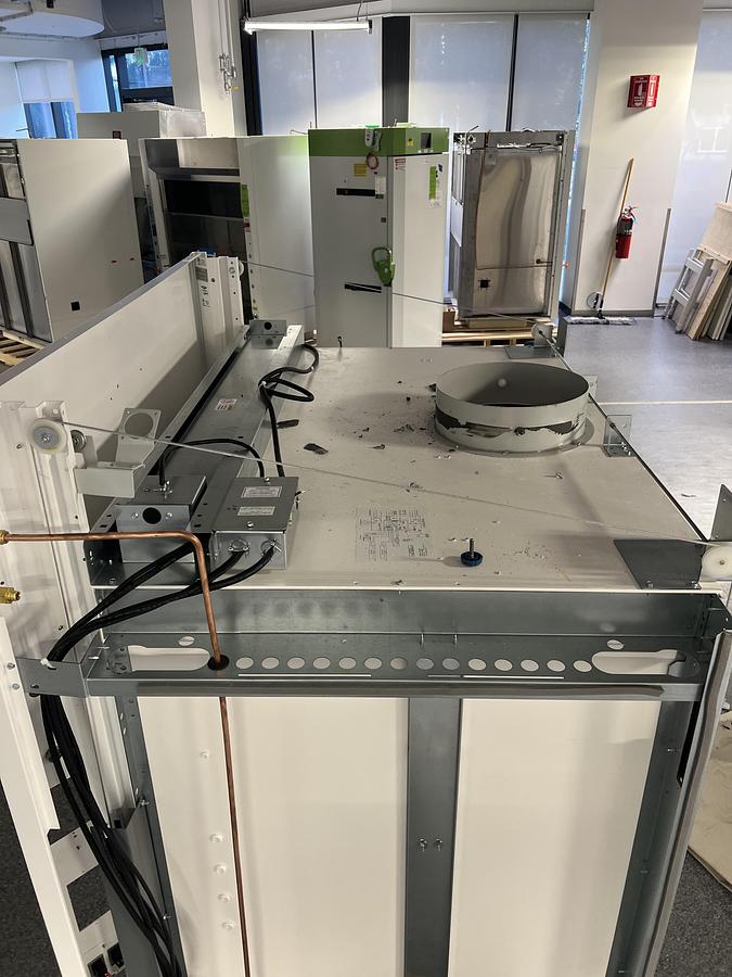 Used 2024 Used Labconco 5' Protector XL Benchtop Laboratory Hood Labconco - Protector Premier Laboratory Hood Model #11152000034036