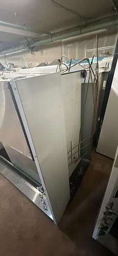 Used Genie Scientific 6' Fume Hood, Combo Sash