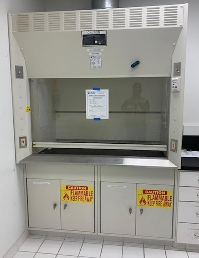 Used Kewaunee Scientific 6' Fume Hood