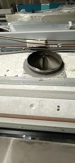 Used Genie Scientific 6' Fume Hood, Combo Sash