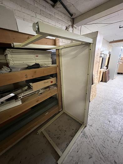 Used Used Lab Bench / Table