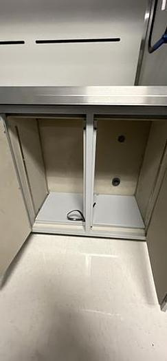 Used Hanson 6' Fume Hood, Model 5SA70