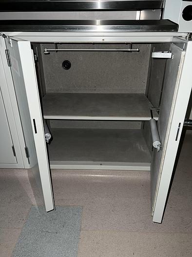 Used Hanson 5' Fume Hood