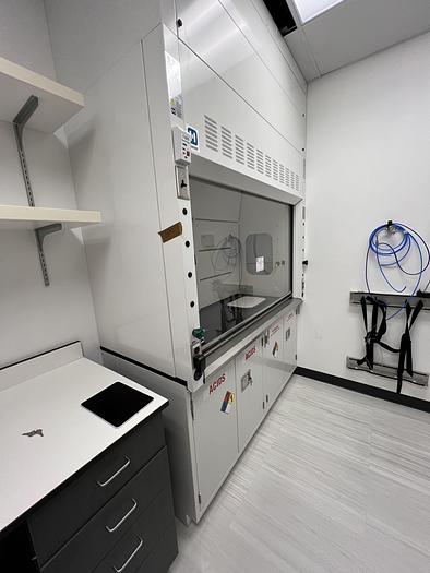 Used Hanson 6' Fume Hood, Model 5SA70A