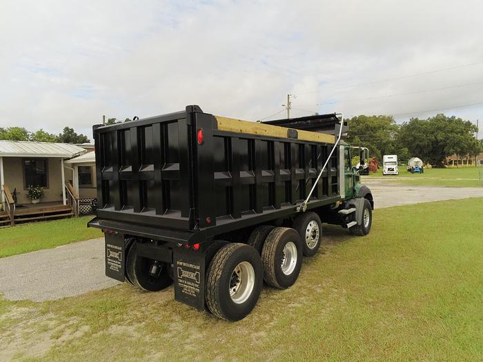 Used 2010 MACK GU 813