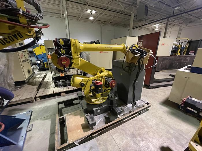 Used FANUC R2000IB/125L ROBOT WITH RJ3iC(R30iA) CONTROL, NEVER USED