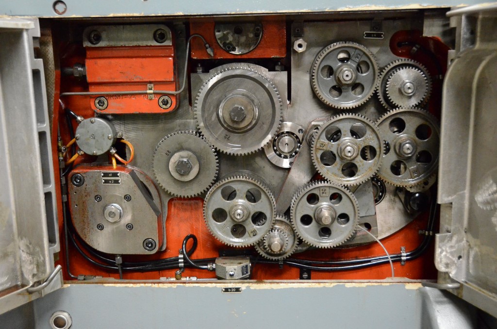 Usado 1979 OERLIKON SKM 1 Talladoras de grupos conicos #7151