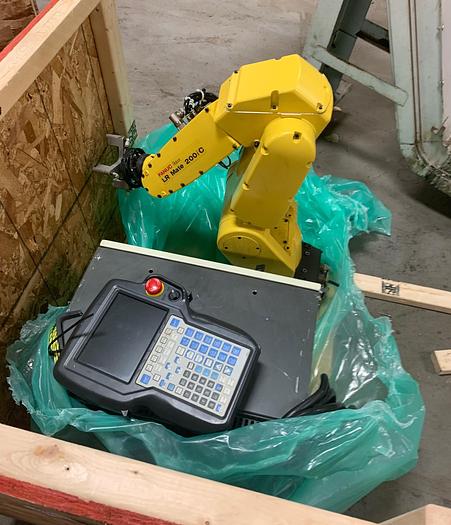 2007 FANUC LR MATE 200iC