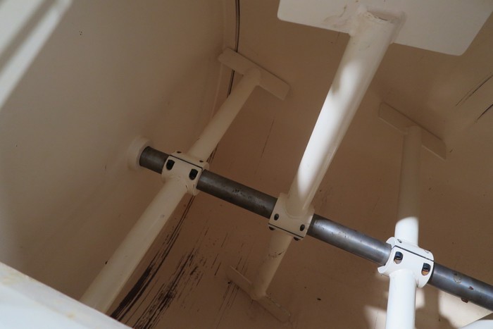 Used ARMAND DEPREST 1000kg MIXING TANK