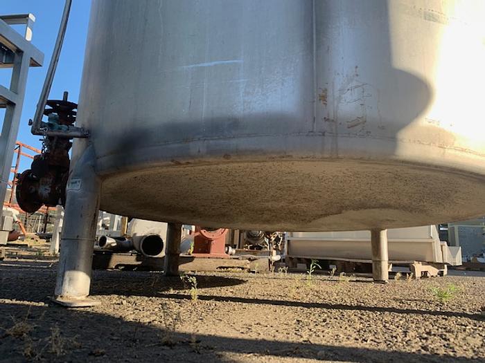 Used 530 Gallon Vertical Stainless Steel Tank
