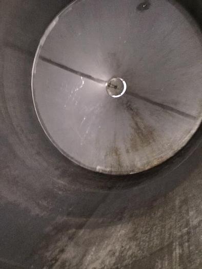 Used 28 m3 upright stainless steel tank.