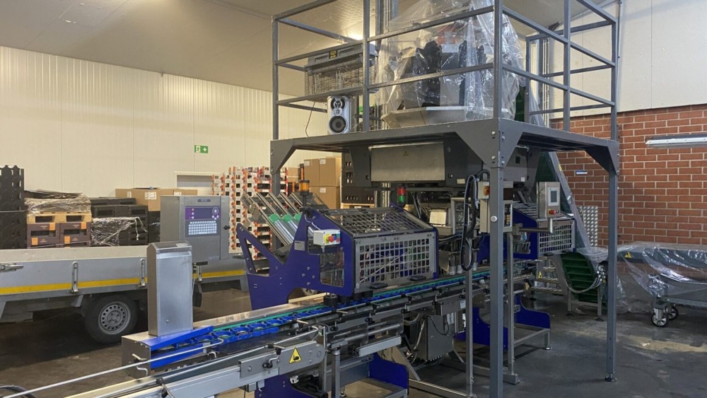 Used Full Jasa ishida weighing shaker line