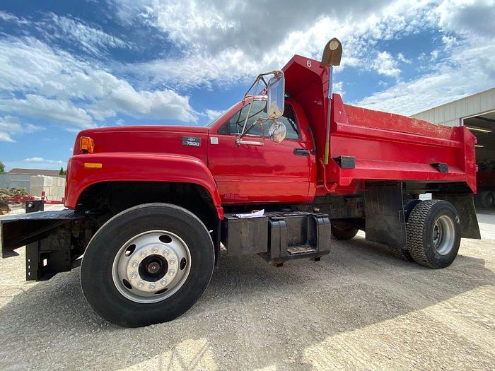 Used 1997 CHEVROLET 7500