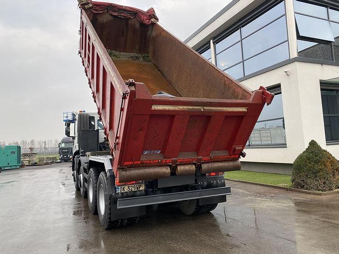 Usato 2007 IVECO TRAKKER 8*4 450 E/5 TRILATERALE