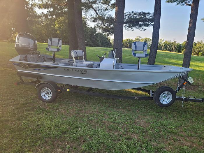 New 2023 G3 17 CCJ Jet Tunnel Hull (Silver/Blue)