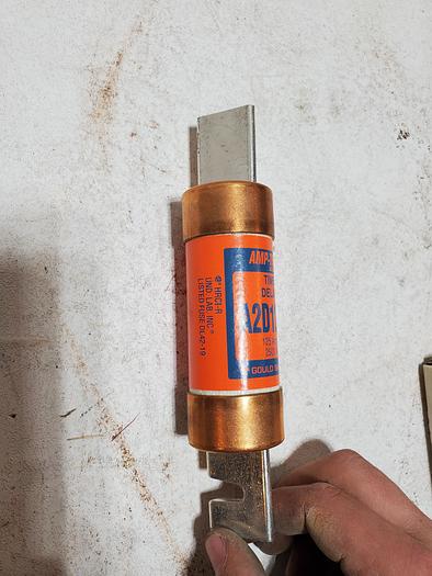 AMP-TRAP 2000 A2D125R TIME DELAY FUSE 1amp 250v AMP TRAP 2000