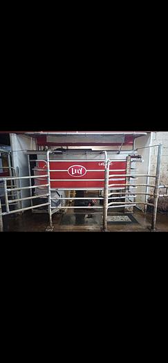 Gebraucht 2019 2x Melkroboter Lely  A5