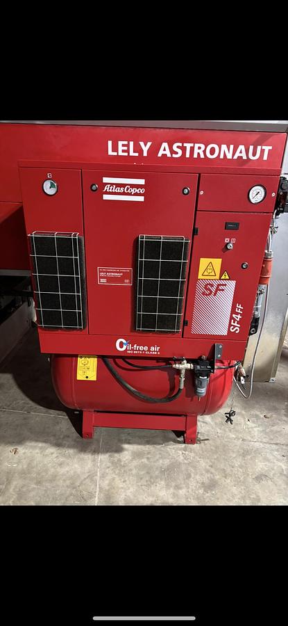 Gebraucht 2019 Melkroboter Lely A5 Komplett Anlage 2019 67.000 Melkungen A5