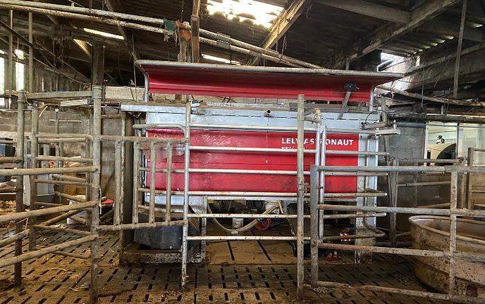 Überholt 2014 3 x Lely A4 Manger