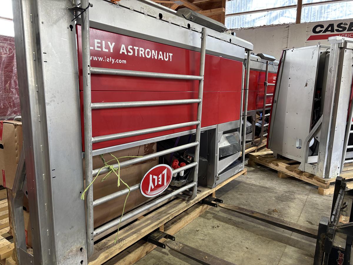 Überholt 2017 Lely A4 Manger