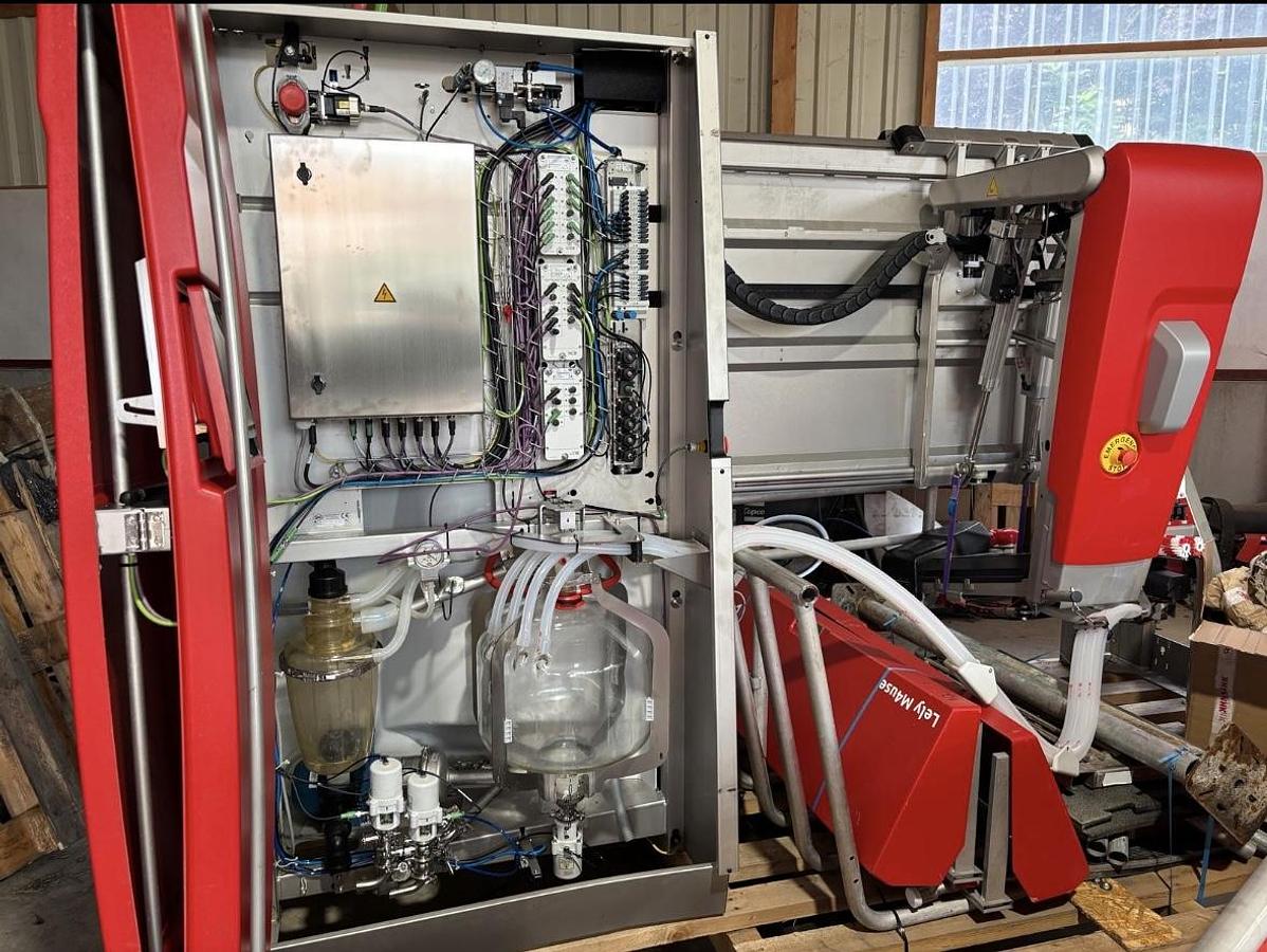 Gebraucht 2019 Melkroboter Lely A5 Komplett Anlage 2019 67.000 Melkungen A5