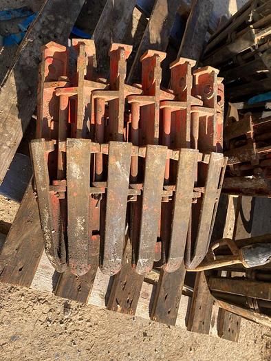 Used 17 Segment Slips