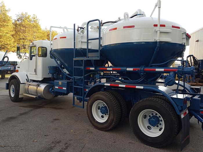 Used Bulk Truck