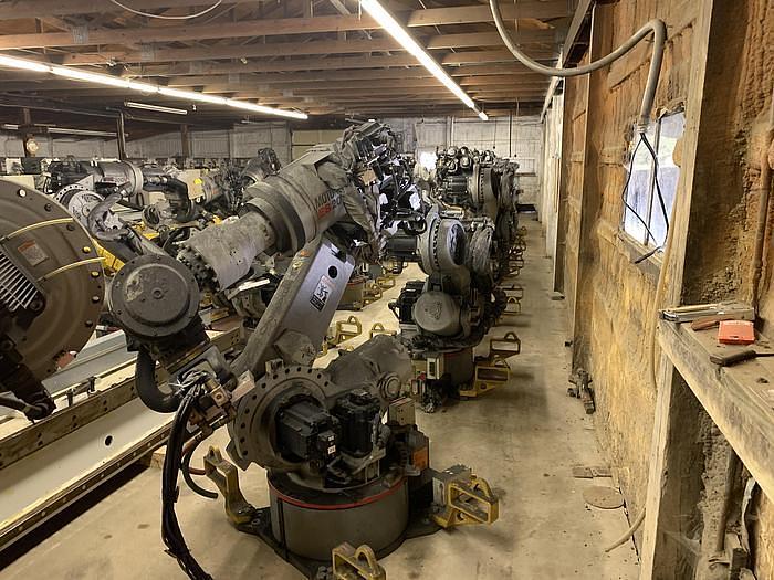 Used MOTOMAN ES200N 6 AXIS 200KG X 2,651MM HIGH REACH ROBOTS (40) AVAILABLE NX-100 CONTROLLERS