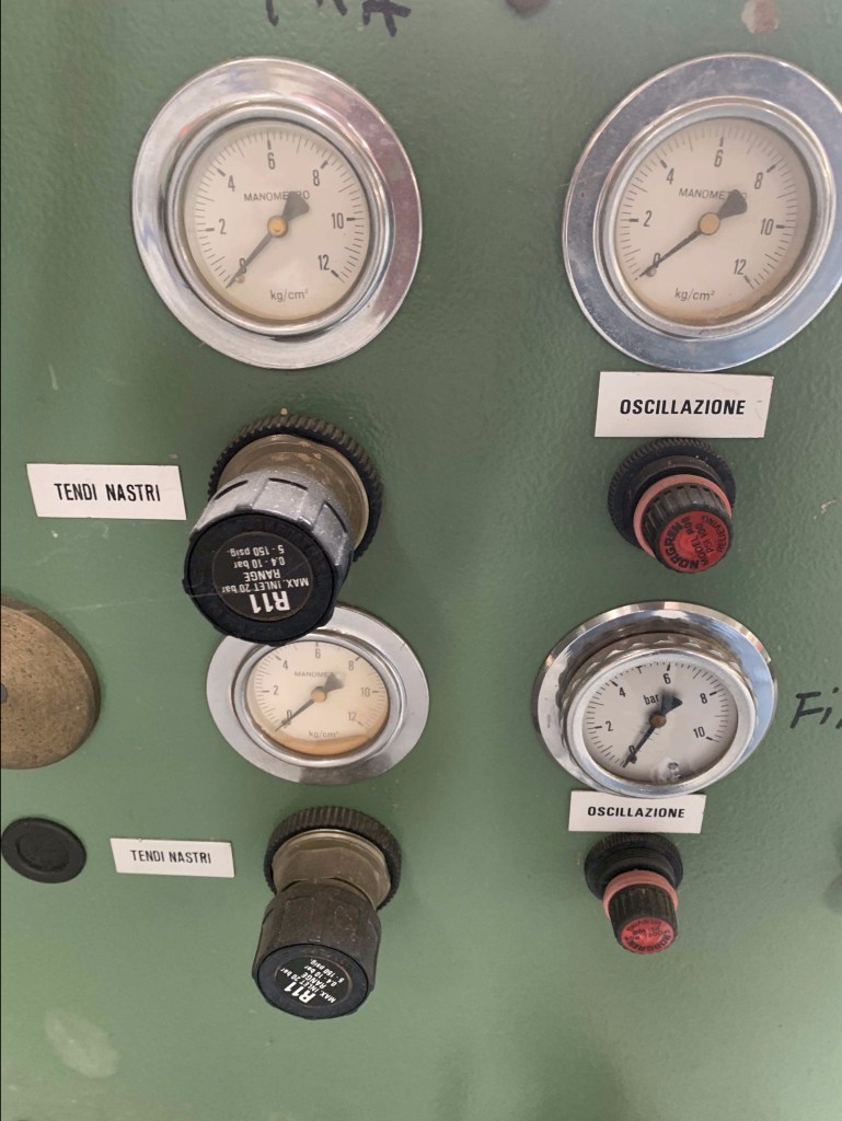 Usato Levigatrice per elementi marca Tagliabue a 2 nastri per lato