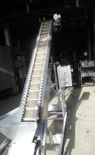 Used Conveyor, Belt, 10" X 10'8" Bucket, Incline, S/St, Portable #S742622
