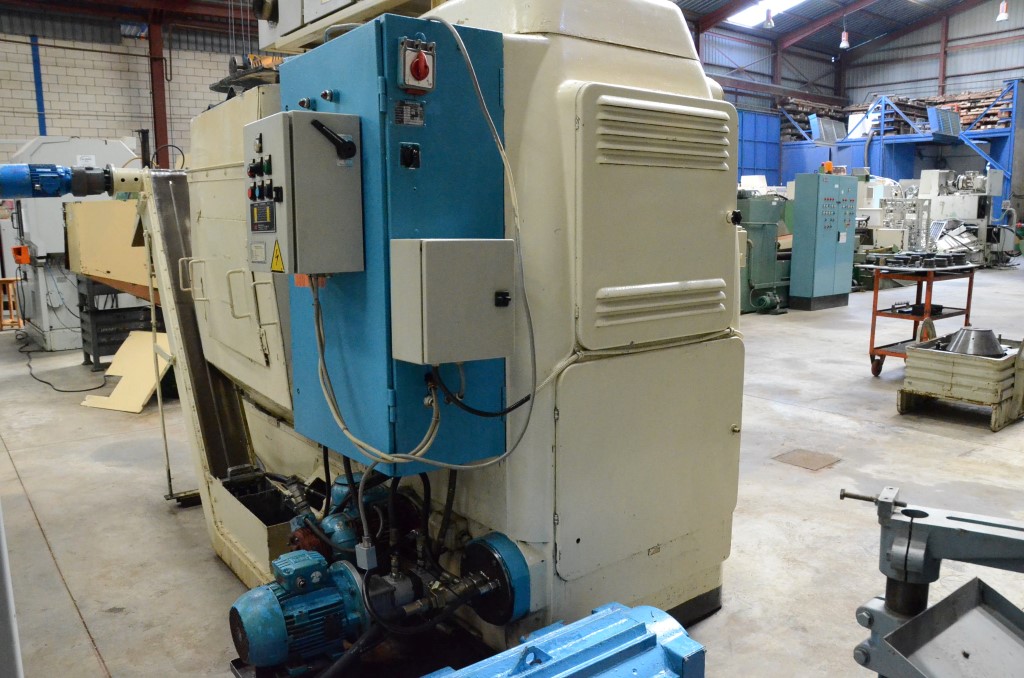 Usado 1966 LIEBHERR L 650 Talladoras de Fresa Madre #4314