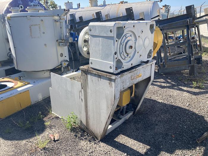 Used Caccia approximately 200 cubic feet stainless steel ribbon mixer