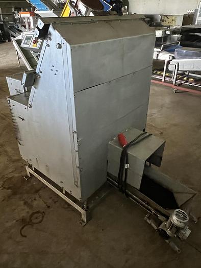 Used 1997 Cpack VAC 929