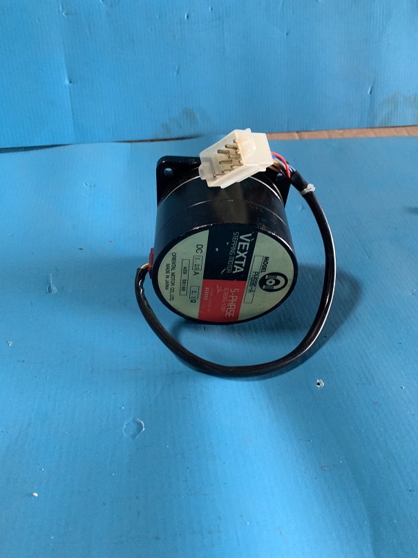 Used oriental motor vexta stepping motor  ph596-a